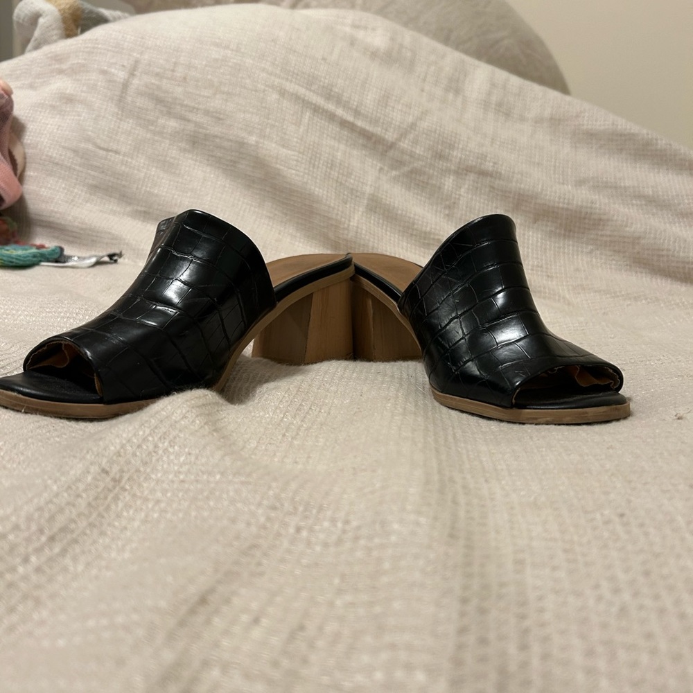 Vici Black Snake heeled sandals